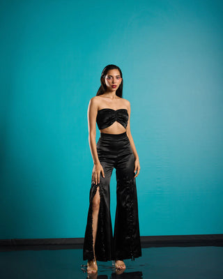 Serene Black Cape Set with Stylish Slit Pants