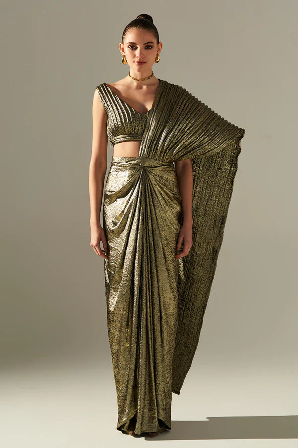 Woven Art Silk Saree in Black and Golden : SYC9814